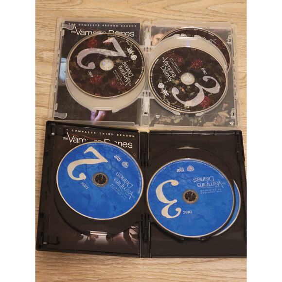 The Vampire Diaries The Complete 2nd and 3rd Seasons, DVD Pre-owned Untested - Picture 5 of 6